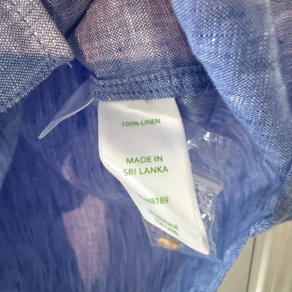 Lilly Pulitzer 100% Linen Breelyn Button Down - Picture 8 of 9